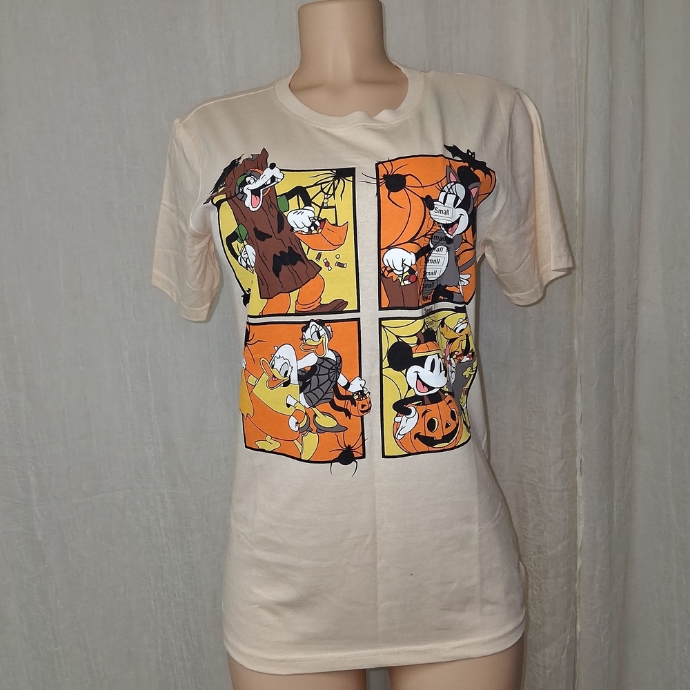 Disney Women  Halloween Size S Cream Casual Tee
